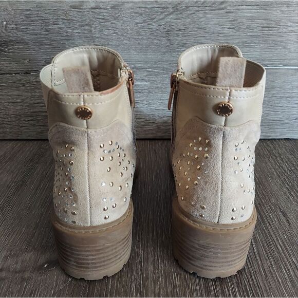 Girls Chelsea Casual Ankle Heeled Boots with Rhinestones and Flat Studs Size 2 - Picture 5 of 11